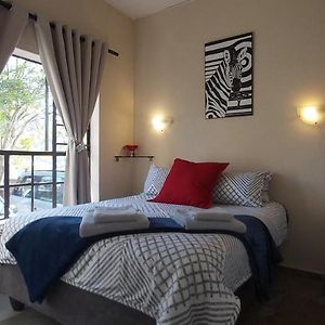 13 @ Rhinoroad Nelspruit Apartamento Mbombela Exterior photo