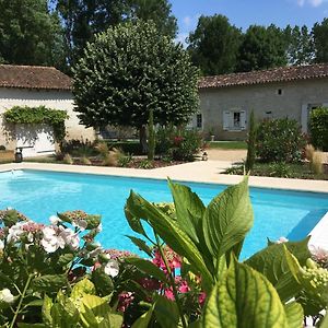 Le Logis De La Soloire Vila Nercillac Exterior photo