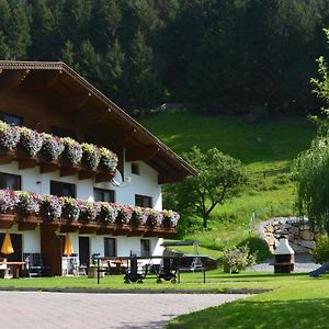 Pitztal Ferienwohnungen Sankt Leonhard im Pitztal Exterior photo