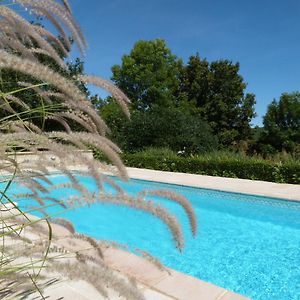 Gite Avec Piscine Proche De St Cirq Lapopie Vila Berganty Exterior photo