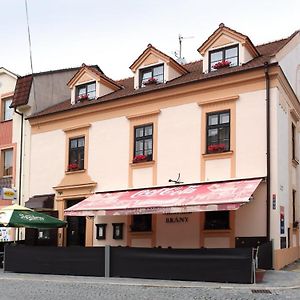 Penzion Chalupa U Městské brány Hotel Vyškov Exterior photo