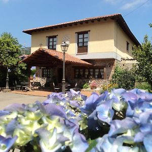 Hotel Rural La Casona Del Fraile Colunga Exterior photo