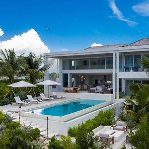 Beach Enclave Grace Bay Vila Long Bay Exterior photo