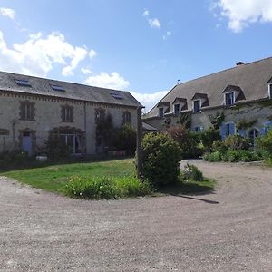 Ferme De La Basse-Cour Acomodação com café da manhã Gommerville Exterior photo