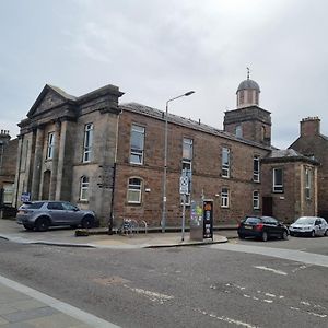 Stunning Spacious Apartment On River Ness Inverness Exterior photo