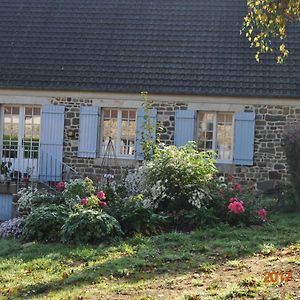 Ma Maison Bleue Acomodação com café da manhã Saint-Brice-sous-Ranes Exterior photo