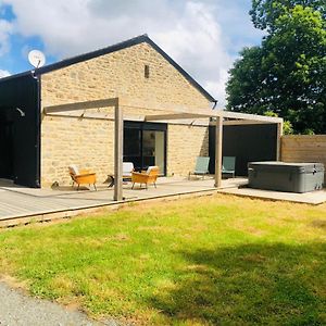 Le Ristouar jacuzzi forêt et mer Vila Quimperlé Exterior photo