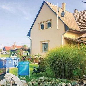 Holiday Home In Balatonkeresztur 41050 Exterior photo