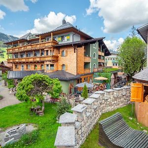 Hotel "Zum Ritter" Tannheim Exterior photo