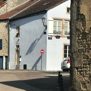 Le Gite Des Lumieres Vila Langres Exterior photo