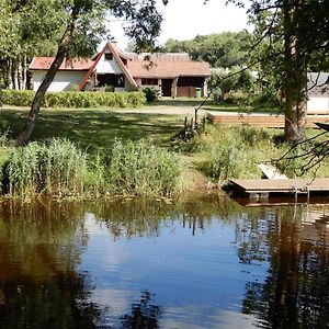 'River Lounge' Vila Parnumaa Exterior photo