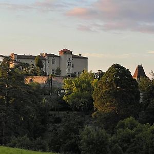 Château de Prat Acomodação com café da manhã Exterior photo