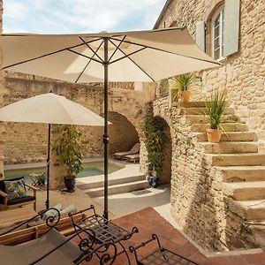 LA FUGUE -Demeure historique située dans un château fort -Proche de UZES et NIMES Hotel Brignon Exterior photo