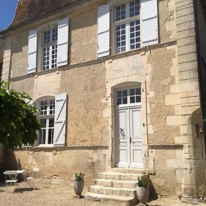 Le Petit Logis Acomodação com café da manhã Rouillac  Exterior photo