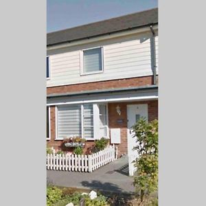 Comfy 2 Bed House Located At Wareham Train Station Vila Exterior photo