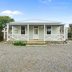 Pendreigh Cottage - Martinborough Holiday Home Exterior photo