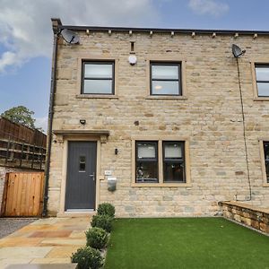 1 Stansfield Mews Vila Keighley Exterior photo