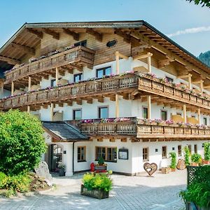 Hotel Schorhof Saalfelden Exterior photo