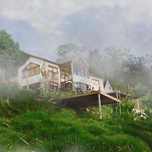 MiCasa - Nhà gác mái trên đỉnh đồi Vila Cao Bang Exterior photo