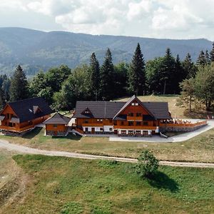 Wellness penzión Kráľov dvor Hotel Cremosne Exterior photo