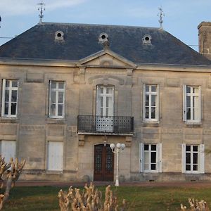 Château Bégot Casa de hóspedes Lansac  Exterior photo