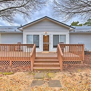 Pet-Friendly Lillington Abode About 1 Mi To River Exterior photo