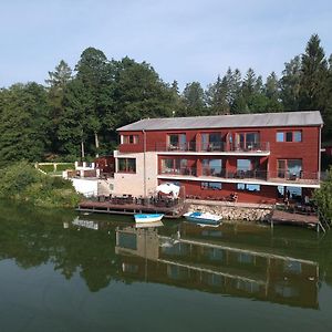 Penzion Ratmírák Hotel Maly Ratmirov Exterior photo