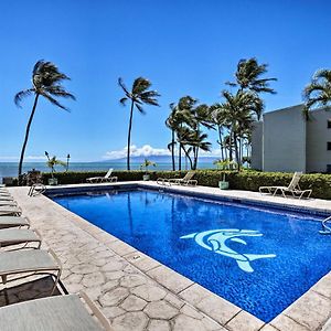 Oceanfront Condo With Pool And Grills In Molokai! Kaunakakai Exterior photo