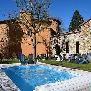 Château des Aiguilles Acomodação com café da manhã Saint-Rémy-de-Chargnat Exterior photo