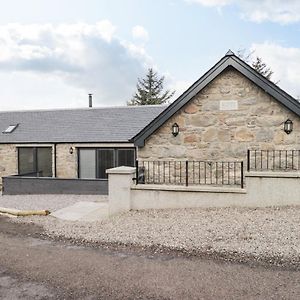 The Steading Vila Rogart Exterior photo