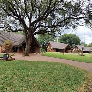 Ekuthuleni River Front Chalets Maruleng Exterior photo