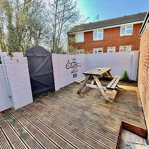 Spacious 3 Bedroom Retreat For Professionals Kingston upon Hull Exterior photo