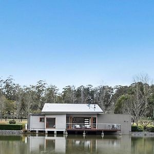 Casa Sul Lago In The H'Lands Vila Alpine Exterior photo