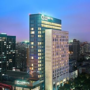 The Qube Shanghai Nanqiao Hotel Exterior photo