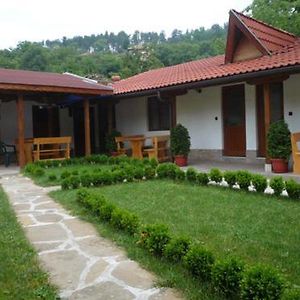 Kesta Za Gosti Boljari Hotel Tryavna Exterior photo