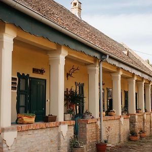 Tradicionalna Kuca Biljkinog Oca Vila Lug Exterior photo