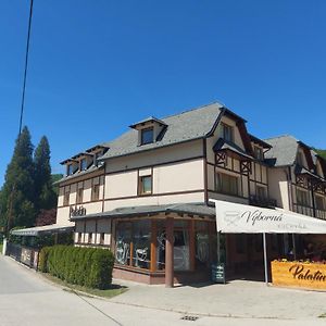 Penzión PALATÍN Hotel Rajecké Teplice Exterior photo