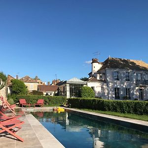 Clos Saint Nicolas Acomodação com café da manhã Neauphle-le-Château Exterior photo