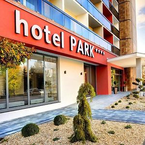 Hotel Park Dolny Kubin Exterior photo