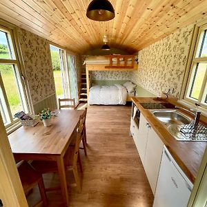 Stepping Stones Glamping 'The Olive' Vila Bantry Exterior photo