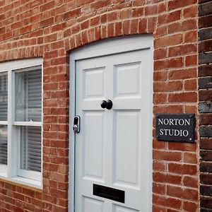 Norton Studio Vila Arundel Exterior photo