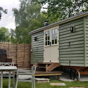 Romantic Shepherds Hut With Stunning Sunsets Vila Hollingbourne Exterior photo