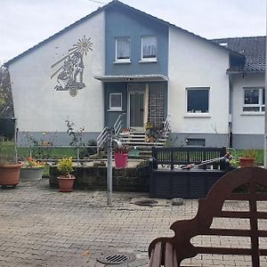 Gastehaus Maurer Apartamento Gau-Weinheim Exterior photo