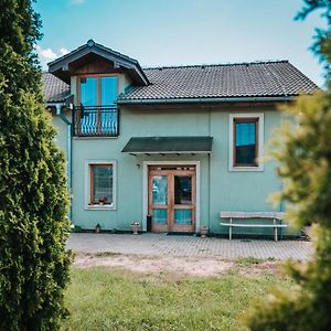 BIO Farma&Penzión Zlatý Hýľ Hotel Novacany Exterior photo