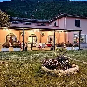 Salisu Country House Casa de hóspedes Mignano Monte Lungo Exterior photo