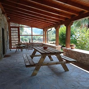 Amplia y cómoda casa de piedra con porche y jardín San Roque de Ríomiera Exterior photo