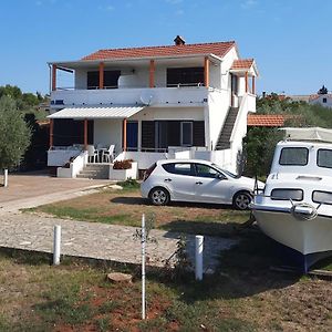 Apartments And Rooms With Parking Space Susica, Ugljan - 8265 Exterior photo