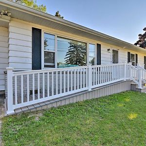 Lake Huron House With Grill And Beach Access! Vila East Tawas Exterior photo