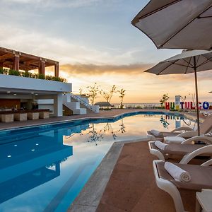 Park Royal Beach Huatulco Hotel Tangolunda Exterior photo