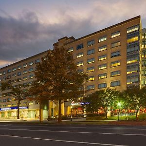 Doubletree By Hilton St. Louis Forest Park Hotel Exterior photo